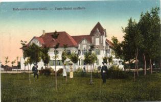 Balatonkeresztúr, Park-Hotel szálloda