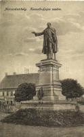 Marosvásárhely, Targu Mures; Kossuth Lajos szobra, Babos Egyed üzlete / statue, shop