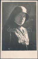 cca 1930-40 Farkas Edith (1877-1942) a Prohászka Ottokár székesfehérvári püspök támogatásával létrejött Szociális Missziótársulat alapítója és első vezetője, 13x9cm
