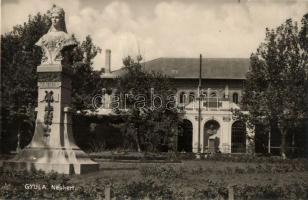 Gyula, Népkert, Erzsébet királyné szobor