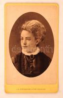 cca 1880 Gisela Ritter von Záhony (1864-?) br. Hektor Ritter v. Záhony unokája, keményhátú kabinetfotó, Rottmayer, Triste, szép állapotban, 10x6cm