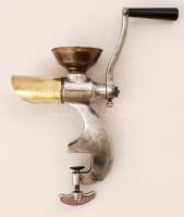 Régi mák daráló pótolt alkatrésszel, 25x18cm