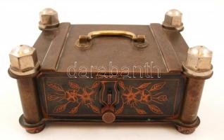 Kártyadoboz, egyedi kivitelben, réz-fém, jelzett (Jänner 1938), 13×19 cm