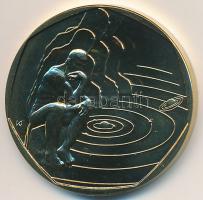 2000. 200Ft Cu-Ni-Zn "2000. évforduló / Rodin: a Gondolkodó, a Naprendszer", tanúsítvánnya...