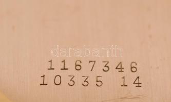 Arany (Au) 14K Doxa karóra, bőr szíjjal, jelzett, működik, bruttó 36 g