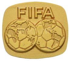 DN "FIFA" aranyozott fém kitűző (13,5x12mm) T:2