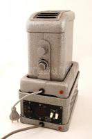 Gamma Typ I diavetítő, Dyar Anastigmat 1:2,5/90 mm objektívvel, jó állapotban