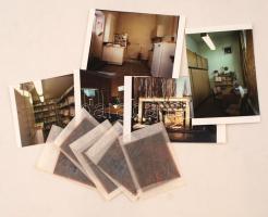 1981 Budapest, II. ker., Pasaréti tér, autóbusz végállomásnál levő  GYÓGYSZERTÁR kívül-belül, 5 db professzinális minőségű, szabadon felhasználható, jogdíjmentes negatív (6x7 cm) és ezekről készült 5 db modern nagyítás, 10x15 cm