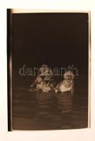 cca 1930 Balatongyenesen készült 8 db szabadon felhasználható, jogdíjmentes negatív, 4,5x7 cm