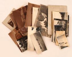 1914-1918 Az I. vh-ban szolgálatot teljesítő, tehetségesen fényképező katona fotóhagyatékából kiemelt 21 db kfl méretű fénykép, 4,5x6,5 cm és 9x14 cm közötti méretekben