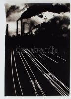 cca 1974 Gebhardt György (1910-1993): Ipari táj (sínek), feliratozott vintage fotóművészeti alkotás, egyik sarkán kis javítással, 40x30 cm