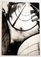 cca 1970 Gáztartályok, jelzés nélküli vintage fotóművészeti alkotás, farost lemezre kasírozva, 40x29 cm