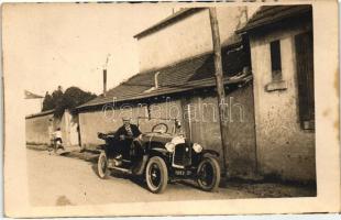Vintage automobile photo (fl)