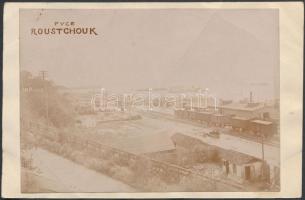 cca 1900 Rusze(Ruszcsuk), Bulgária, Kikötő, fotó papírra ragasztva, felületén törésnyomokkal, 8,5x12 cm / Ruse, Bulgaria, photo,  8,5x12 cm