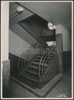 cca 1930-1940 Bauhaus stílusú lépcsőház, Magyar Film Iroda Fotó, 24x18 cm