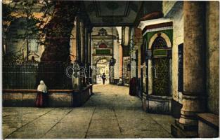 Constantinople, Cour intérieure du Tombeau Sacre d'Eyoub / tomb interior