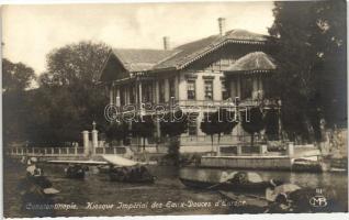 Constantinople, Kiosque Imperial des Eaux Douces d'Europe / Imperial kiosk of the Sweet Waters of Europe