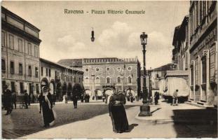 Ravenna, Piazza Vittorio Emanuel / square