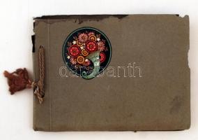 cca 1930-1940 Családi fotóalbum 21 db vegyes méretű képpel, 4x4 és 7x10 cm közötti méretekben