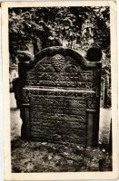 Praha, Prag; Old Jewish Cemetery, Sara Katzová, Hebrew text on the backside (EK)