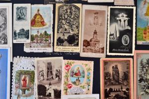 cca 1900-50 Vegyes, kegyhelyes szentkép tétel, 30db, különböző méretben és minőségben, cca 10x6cm