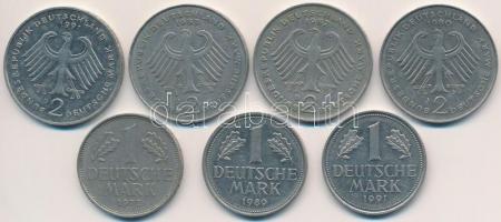 NSZK 1972-1991. 1M (3xklf) + 2M (4xklf) T:2,2-
FRG 1972-1991. 1 Mark (3xdiff) + 2 Mark (4xdiff) C:X...