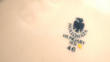 Szász Endre által tervezett aranyozott jelzett Hollóházi porcelán bonbonniere az "Arcok" s...