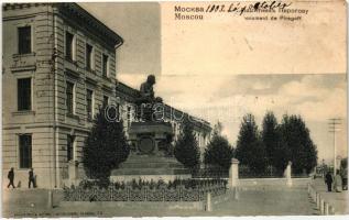 Moscow, Moscau; Monument de Piragoff (cut)