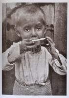 Albertini Béla: A magyar szociofotó története a kezdetektől a második világháború végéig. Bp., 1997,...