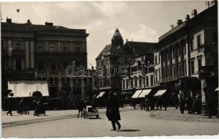 Arad, Berthelot tábornok út, üzletek / street, shops, automobile