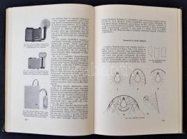 Gyulai Ferenc: Fényképészmester könyve. Bp., 1962, Táncsics Könyvkiadó. Kopott gerincű félvászon kia...