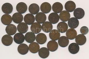 Hollandia ~1870-1900. 1/2c + 1c Br, (32x) T:2-3
Netherlands ~1870-1900. 1/2 Cent + 1 Cent Br, (32x)...