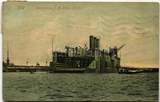 Úszódokk / Stahldock mit SM Schiff Erzherzog Karl; G. Costalunga, Pola 1908 / K.u.K Kriegsmarine, battleship in tidal dock (fa)