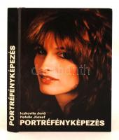 Iczkovits Jenő, Hefelle József: Portréfényképezés. Bp., 1981, Műszaki Könyvkiadó. Kartonált papírkötésben, jó állapotban.