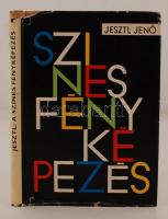 Jesztl Jenő: A színes fényképezés. Bp., 1968, Műszaki Könyvkiadó. Vászonkötésben, kicsit sérült papír védőborítóval, jó állapotban.