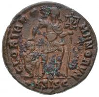 Római Birodalom / Siscia / Valens 364-367. AE3 Cu (2,86g) T:2,2- patina
Roman Empire / Siscia / Val...
