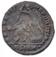 Római Birodalom / Sirmium / II. Constantius 351-355. AE3 Cu (2,92g) T:2-
Roman Empire / Sirmium / C...