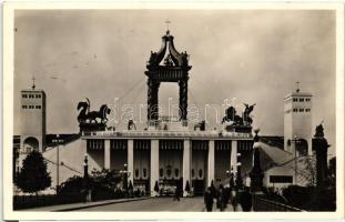 1938 Budapest XXXIV. Nemzetközi Eucharisztikus Kongresszus - 2 db régi képeslap / 2 old postcards