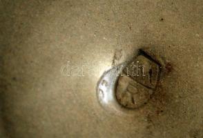 Bajorország címerével díszített fém fedeles Marzi & Remy kerámia söröskorsó, kézzel festett, jel...