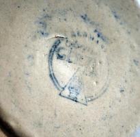 Bajorország címerével díszített mázas kerámia söröskorsó, fém fedéllel, kis kopásnyomokkal, m: 17 cm