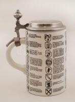 Fém fedeles söröskorsó az SS-hadosztályok felsorolásával és jelvényeikkel, matricás, jelzés nélkül, jó állapotban, m: 18 cm