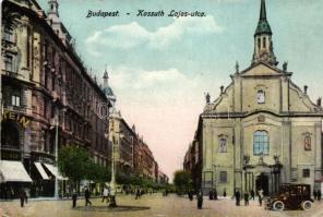 Budapest V. Kossuth Lajos utca, automobil (vágott / cut)