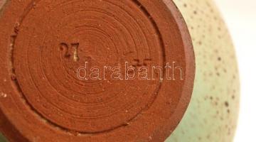 Kisméretű zöld kerámia váza, jelzett, lepattanással, m: 10 cm