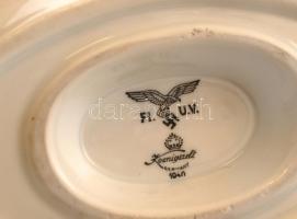 Koenigszelt Germany 1940 porcelán szószos tál, kopásnyomokkal, jelzett, 25x15 cm