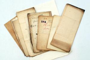 1782-1854 11 db pest-budai házasságlevél, rányomott viaszpecsétekkel