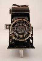 Certo Certix 4,5x6 cm kamera	Carl Zeiss	Tessar 1:4,5/10,5 cm objektívvel F. Deckel	Compur Rapid zárr...