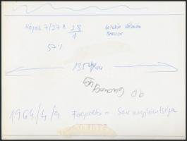 1964 Szovjetunió budapesti nagykövetségén Hruscsov és Latabár Kálmán kézfogása, feliratozott fénykép...