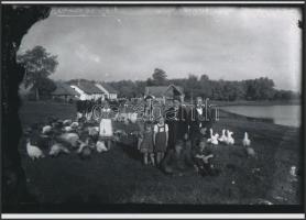 cca 1933 Fotós körút Bács-Kiskunban, Lőcsei Árpád (?-?) kecskeméti vándorfényképész hagyatékában őrz...