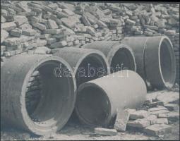 cca 1950 Belházy Dezső fotóművész aláírt vintage alkotása, 13x16,5 cm