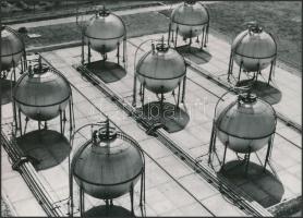 cca 1971 Hajdúszoboszló, földgázüzem, vintage fotó, 17x23,5 cm